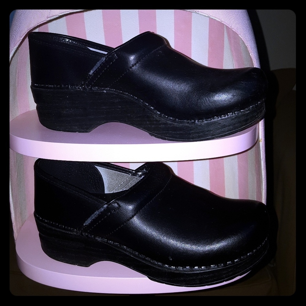 Dansko Clogs size 38